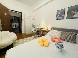 Kew Vale (D16), Terrace #497017621